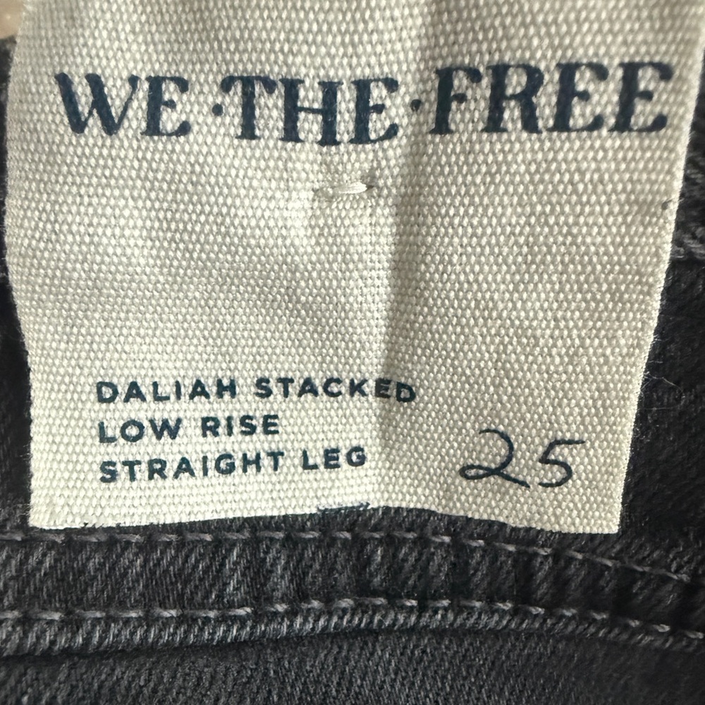 We The Free  NWT Free People 
Daliah Stacked Straight-Leg Jeans🖤 - Picture 5 of 10